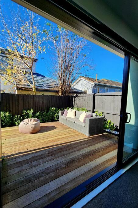 Central Home With Internal Garage - Close To Cbd! 基督城 外观 照片